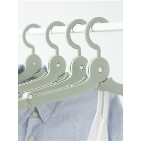 Faltbarer Kleiderbügel Grün